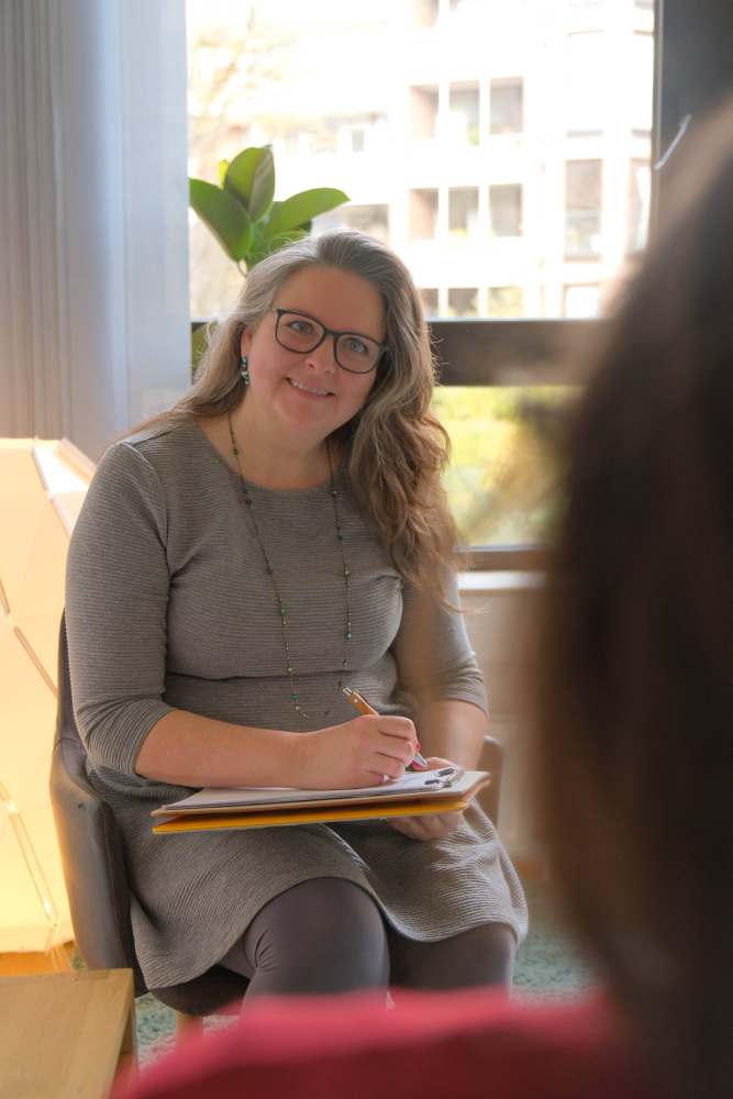 Karolina Goralski bietet die Paarberatung in Düsseldorf.